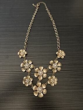 Gold Colored Beige Floral Statement Necklace Adjustable Beautiful